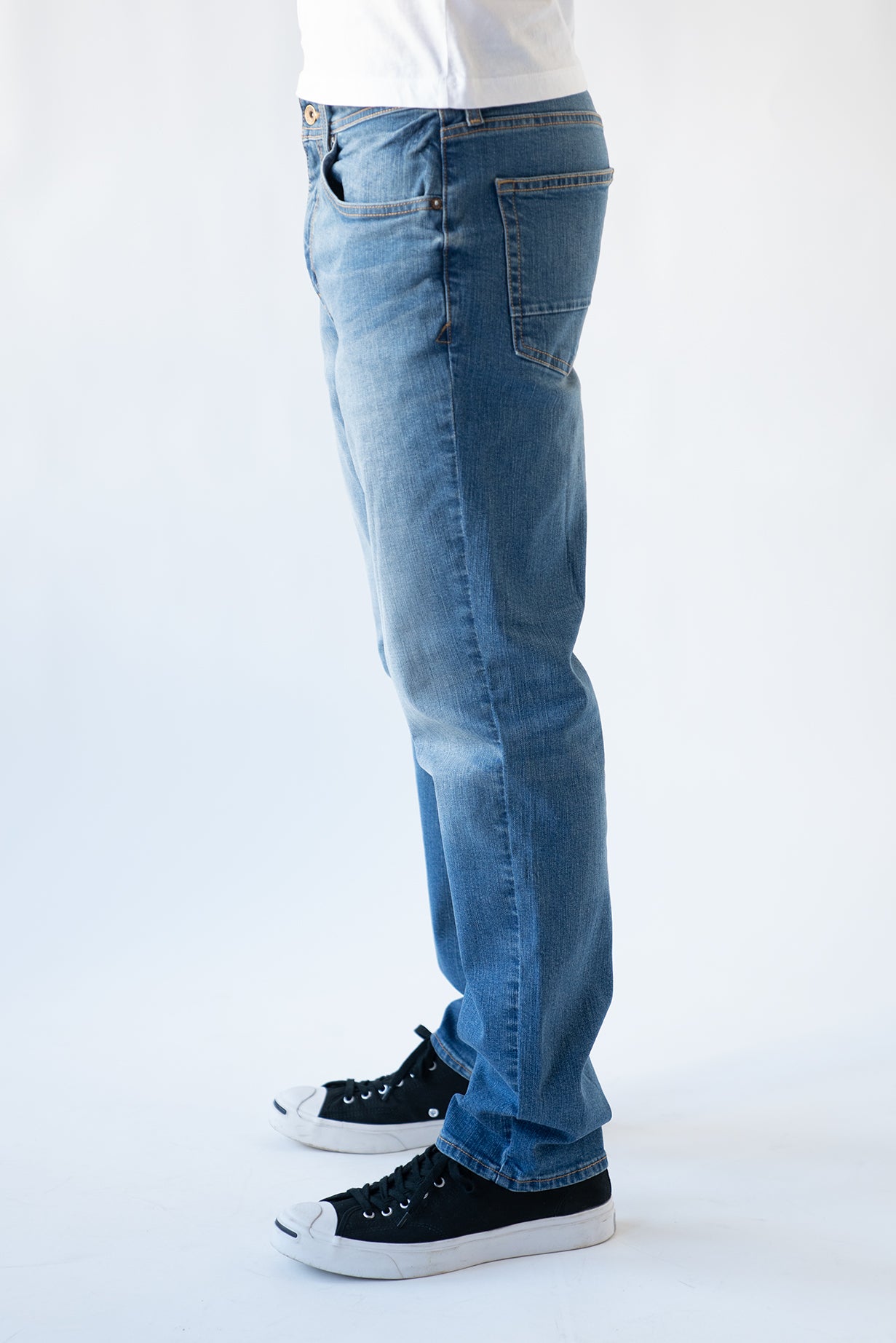 Devil-Dog Dungarees Gates Wash Performance Athletic-Fit Stretch Denim Jeans